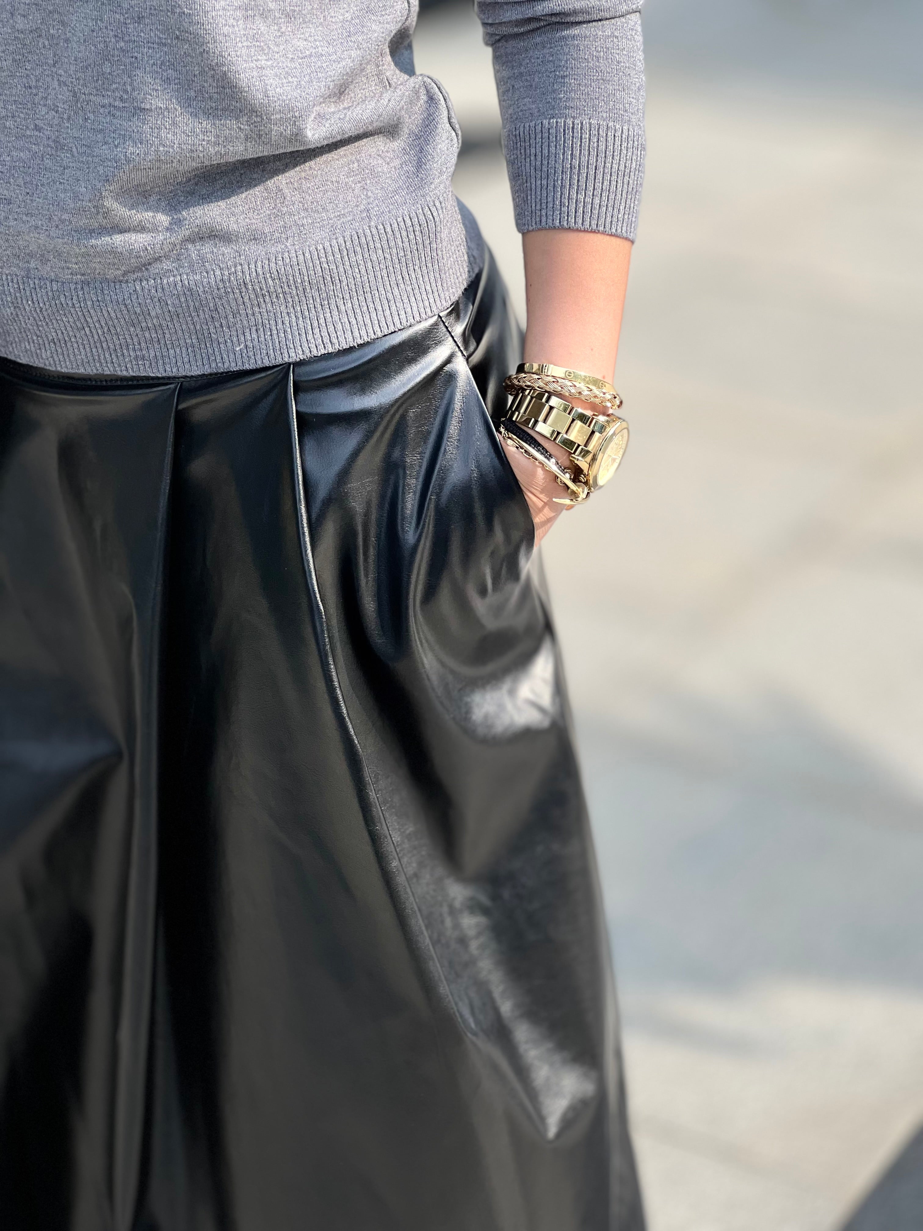 Leather skirt