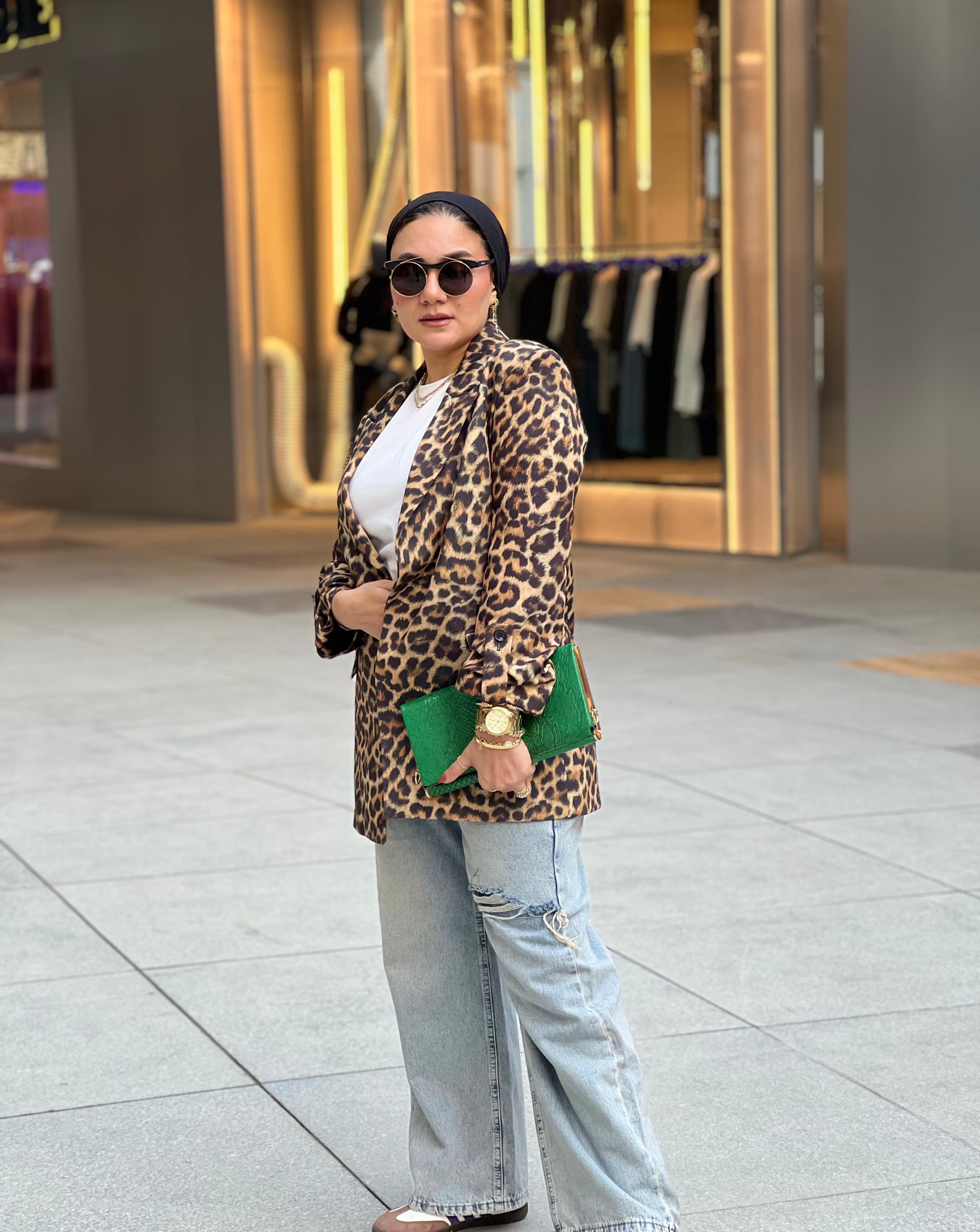 Leopard blazer